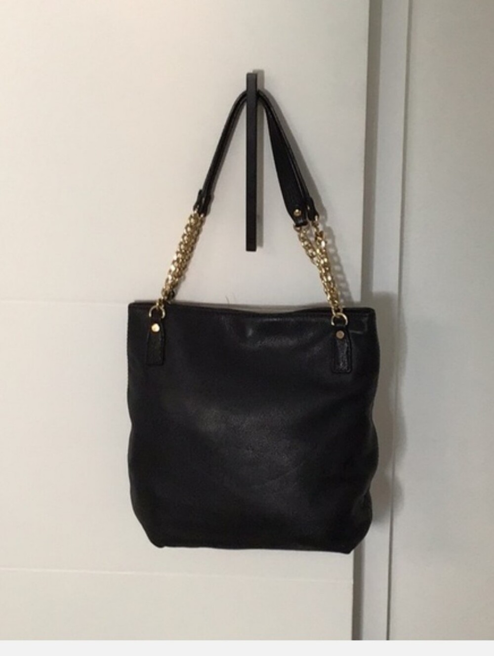 Michael Kors All Leather Tote Bag with Gold Chain Handles... EUC